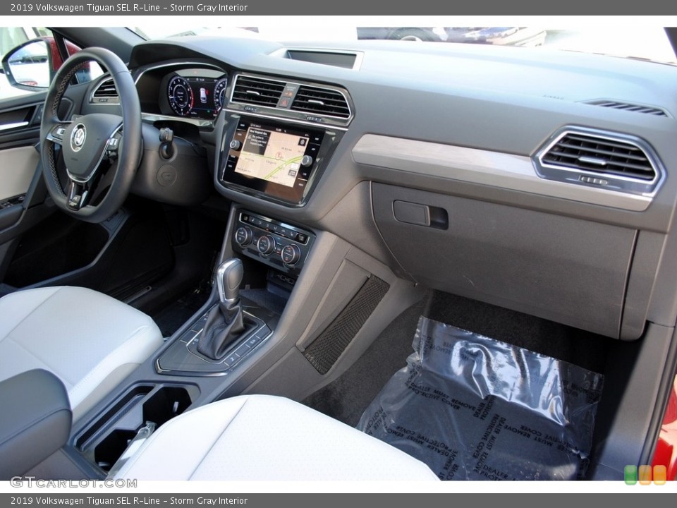 Storm Gray Interior Dashboard For The 2019 Volkswagen Tiguan