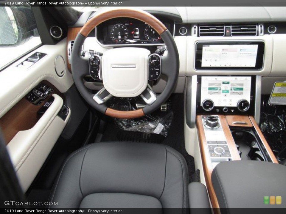 Ebony/Ivory Interior Dashboard for the 2019 Land Rover Range Rover Autobiography #133452630