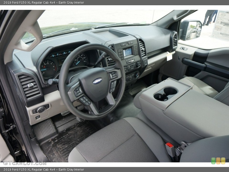 Earth Gray Interior Photo for the 2019 Ford F150 XL Regular Cab 4x4 #133480585
