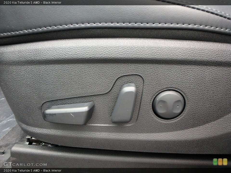 Black Interior Controls for the 2020 Kia Telluride S AWD #133481013