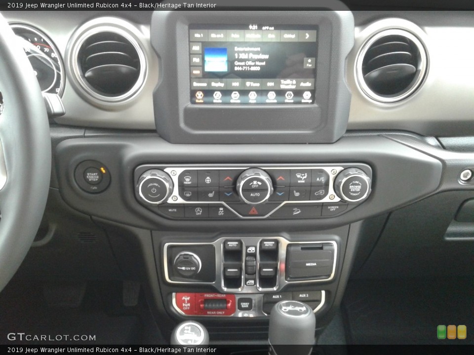 Black/Heritage Tan Interior Controls for the 2019 Jeep Wrangler Unlimited Rubicon 4x4 #133487201