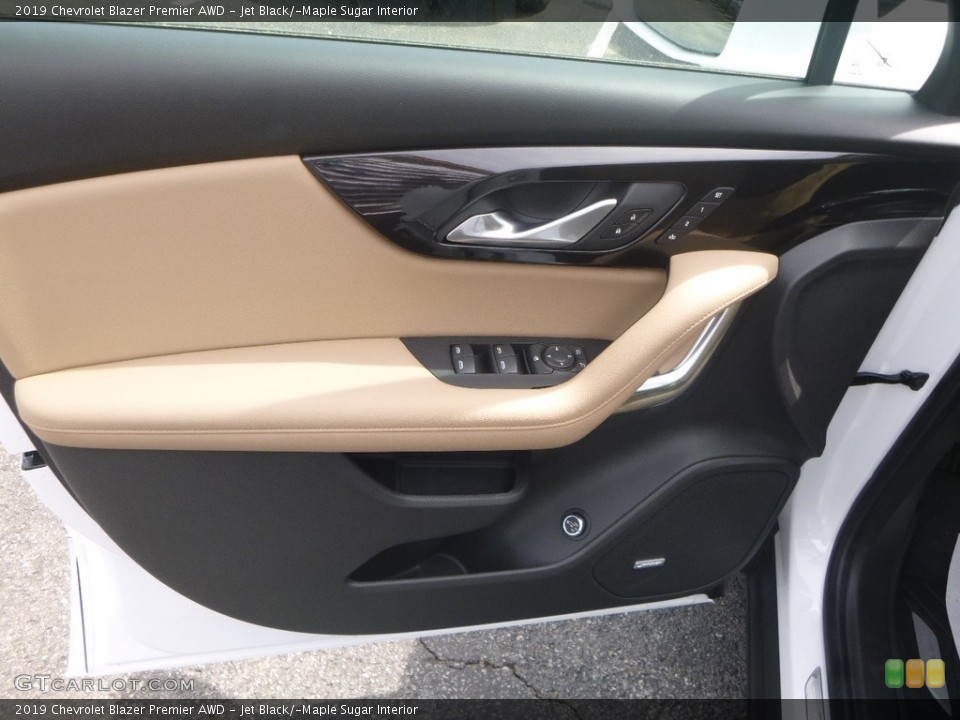 Jet Black/­Maple Sugar Interior Door Panel for the 2019 Chevrolet Blazer Premier AWD #133512369