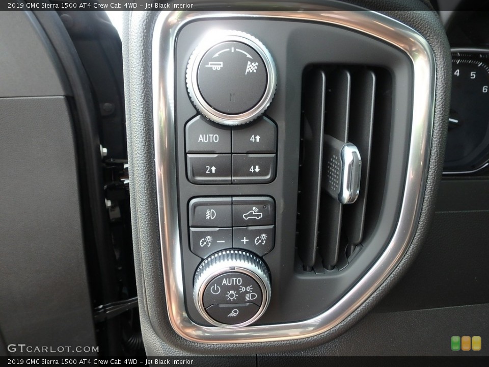 Jet Black Interior Controls for the 2019 GMC Sierra 1500 AT4 Crew Cab 4WD #133587481