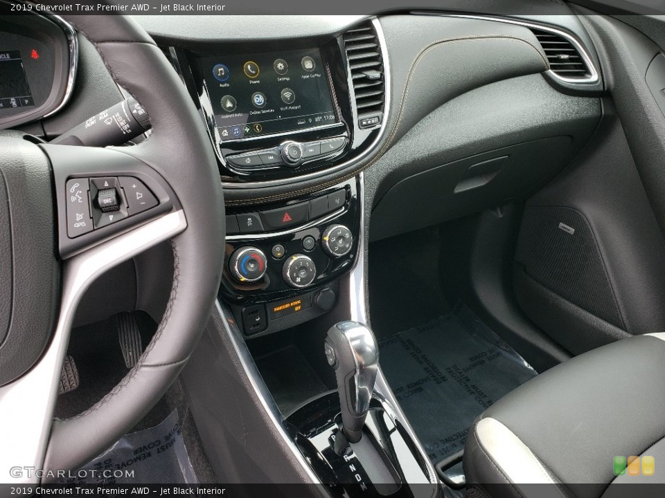 Jet Black Interior Controls for the 2019 Chevrolet Trax Premier AWD #133603217