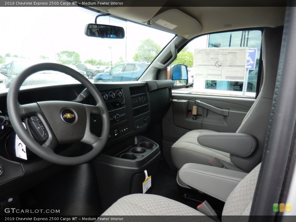 Medium Pewter Interior Photo for the 2019 Chevrolet Express 2500 Cargo WT #133604732