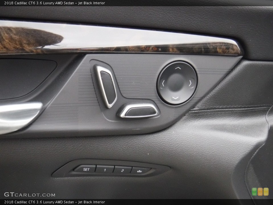 Jet Black Interior Controls for the 2018 Cadillac CT6 3.6 Luxury AWD Sedan #133696191