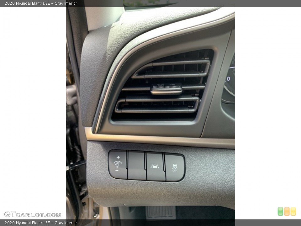Gray Interior Controls for the 2020 Hyundai Elantra SE #133726505