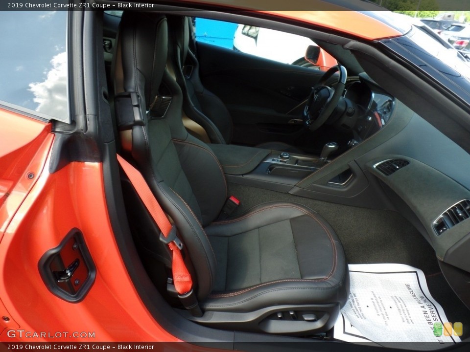 Black Interior Front Seat for the 2019 Chevrolet Corvette ZR1 Coupe #133728479