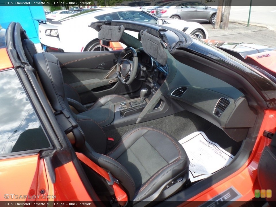 Black Interior Front Seat for the 2019 Chevrolet Corvette ZR1 Coupe #133728548
