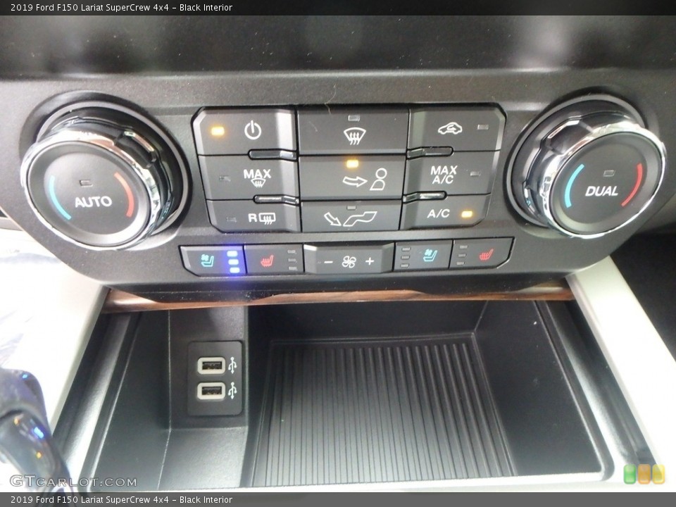 Black Interior Controls for the 2019 Ford F150 Lariat SuperCrew 4x4 #133744846