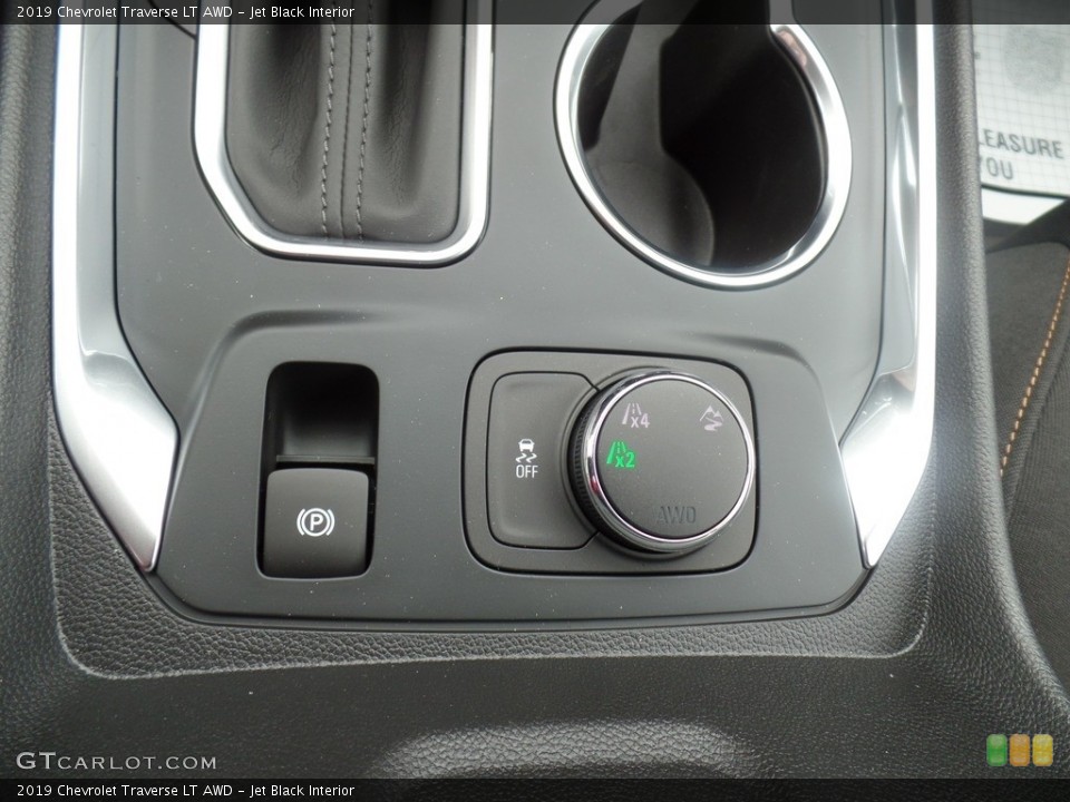 Jet Black Interior Controls for the 2019 Chevrolet Traverse LT AWD #133779300