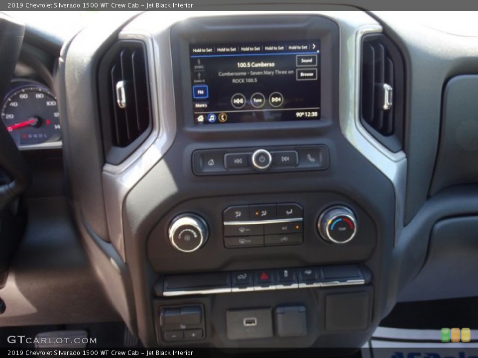 Jet Black Interior Controls for the 2019 Chevrolet Silverado 1500 WT Crew Cab #133874758