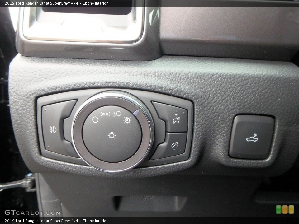 Ebony Interior Controls for the 2019 Ford Ranger Lariat SuperCrew 4x4 #133921995