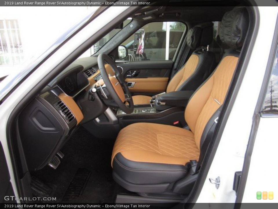 Ebony/Vintage Tan Interior Photo for the 2019 Land Rover Range Rover SVAutobiography Dynamic #134148853
