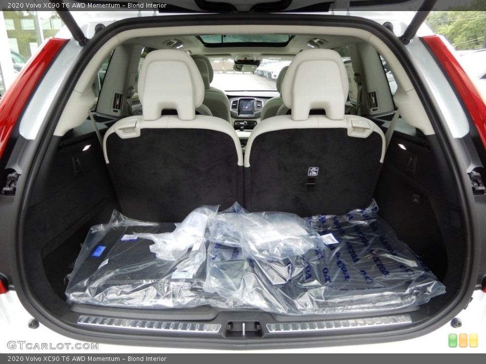 Blond Interior Trunk for the 2020 Volvo XC90 T6 AWD Momentum #134162103