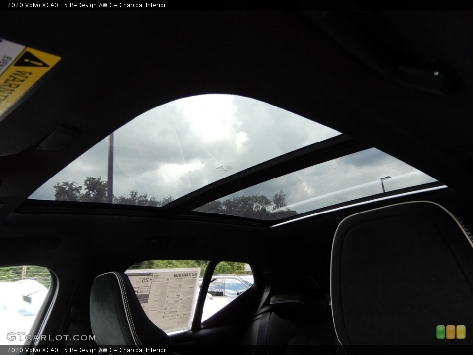 Charcoal Interior Sunroof for the 2020 Volvo XC40 T5 R-Design AWD #134165325