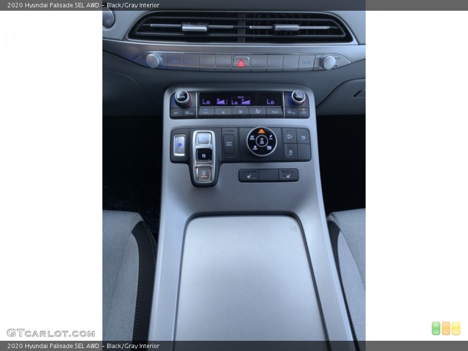 Black/Gray Interior Controls for the 2020 Hyundai Palisade SEL AWD #134224755