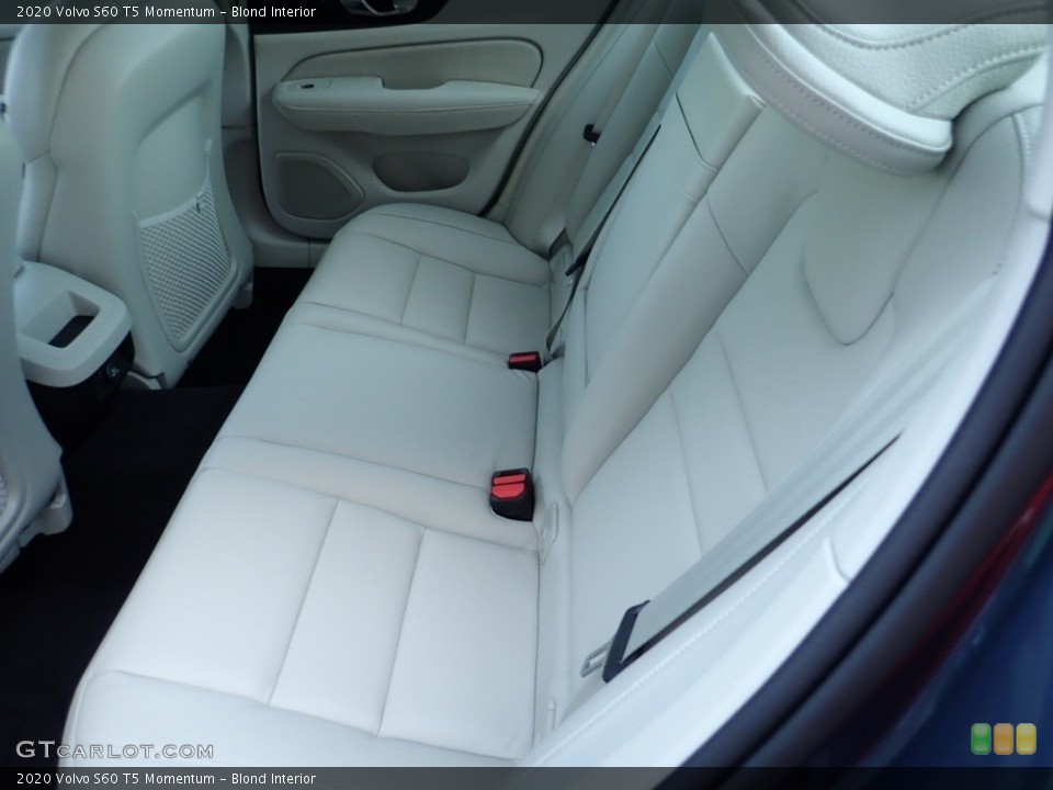 Blond Interior Rear Seat for the 2020 Volvo S60 T5 Momentum #134239767