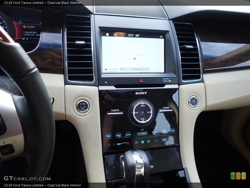 Charcoal Black Interior Controls for the 2018 Ford Taurus Limited #134241765
