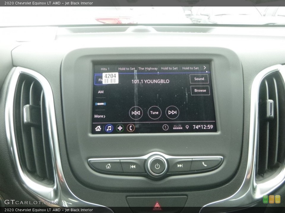 Jet Black Interior Controls for the 2020 Chevrolet Equinox LT AWD #134257833