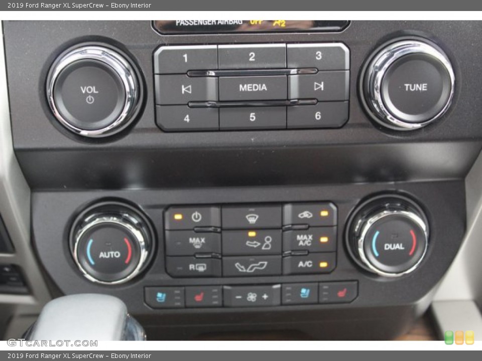 Ebony Interior Controls for the 2019 Ford Ranger XL SuperCrew #134277718