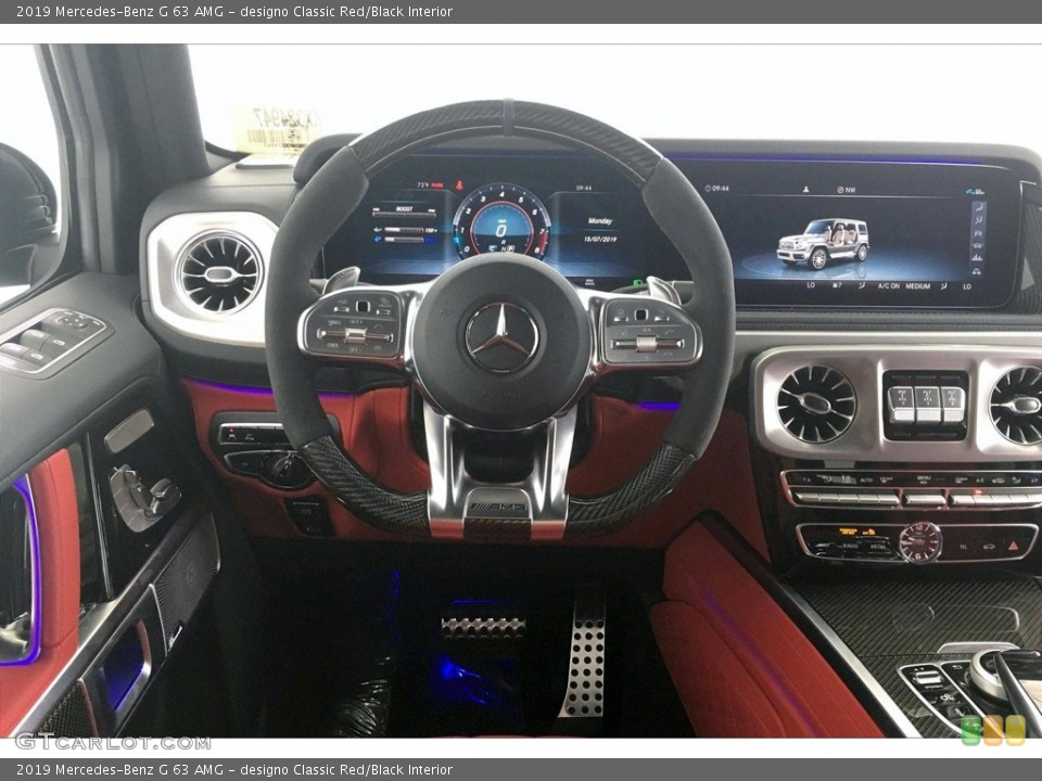 designo Classic Red/Black Interior Dashboard for the 2019 Mercedes-Benz G 63 AMG #134296016