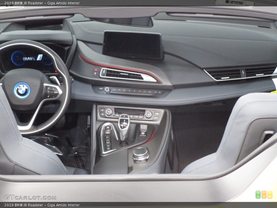 Giga Amido Interior Dashboard for the 2019 BMW i8 Roadster #134307496