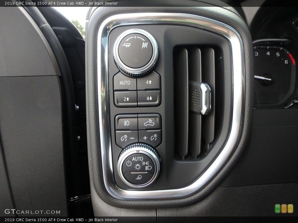 Jet Black Interior Controls for the 2019 GMC Sierra 1500 AT4 Crew Cab 4WD #134334644