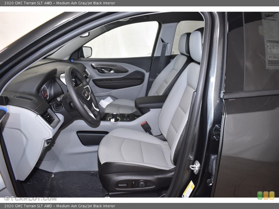Medium Ash Gray/Jet Black Interior Photo for the 2020 GMC Terrain SLT AWD #134372496