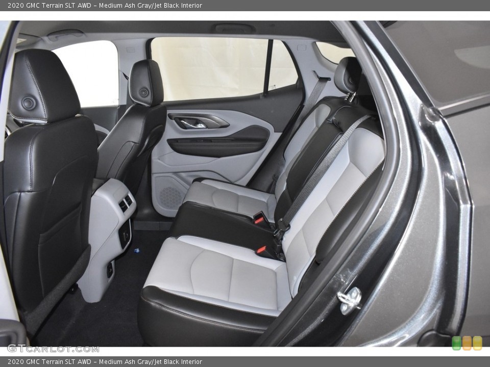 Medium Ash Gray/Jet Black Interior Rear Seat for the 2020 GMC Terrain SLT AWD #134372506