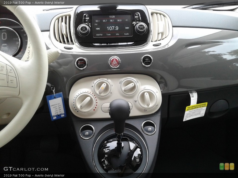 Avorio (Ivory) Interior Controls for the 2019 Fiat 500 Pop #134403370