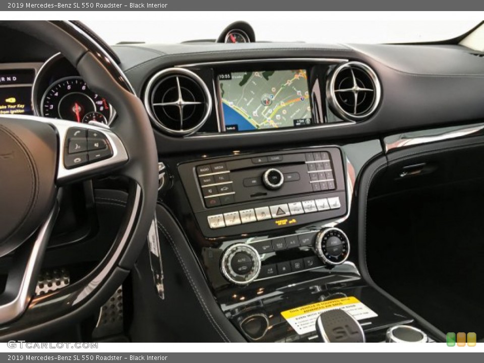 Black Interior Controls for the 2019 Mercedes-Benz SL 550 Roadster #134407129