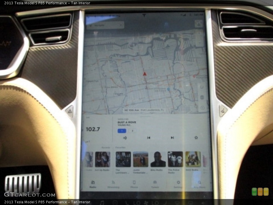 Tan Interior Navigation for the 2013 Tesla Model S P85 Performance #134503418