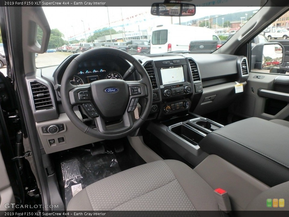 Earth Gray Interior Photo for the 2019 Ford F150 XLT SuperCrew 4x4 #134512428