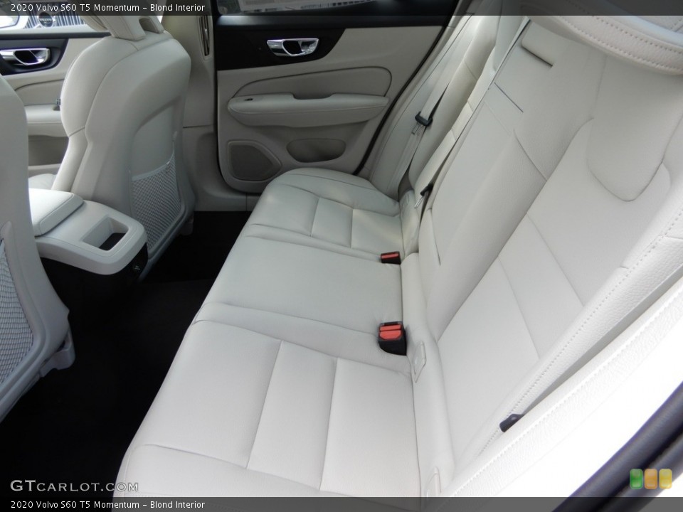 Blond Interior Rear Seat for the 2020 Volvo S60 T5 Momentum #134532406