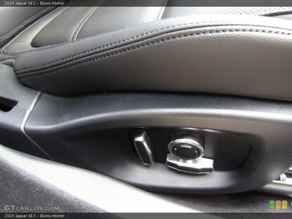 Ebony Interior Controls for the 2020 Jaguar XE S #134535466