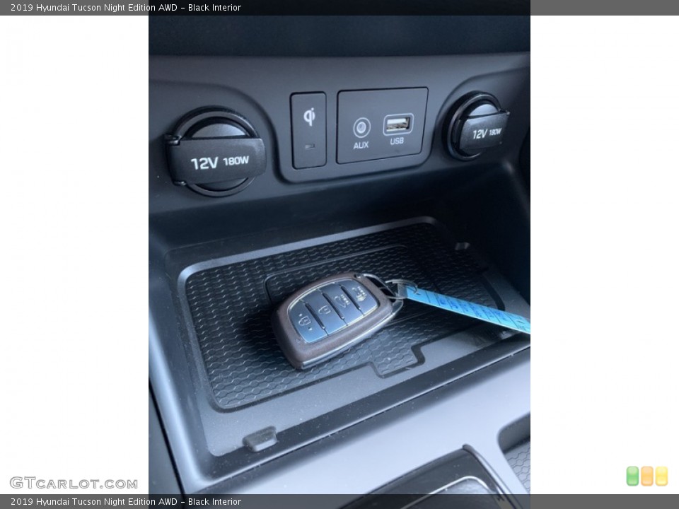 Black Interior Controls for the 2019 Hyundai Tucson Night Edition AWD #134595280