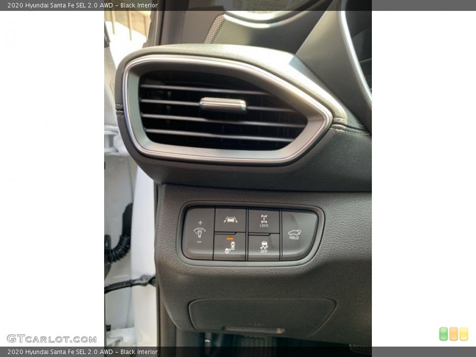 Black Interior Controls for the 2020 Hyundai Santa Fe SEL 2.0 AWD #134613759