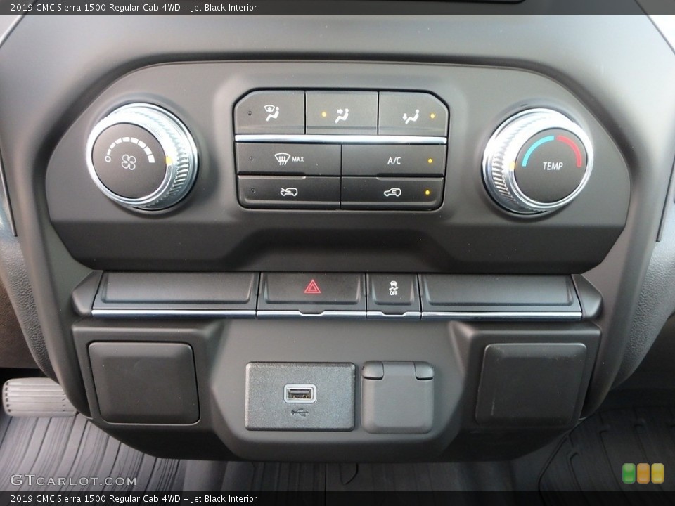 Jet Black Interior Controls for the 2019 GMC Sierra 1500 Regular Cab 4WD #134615292