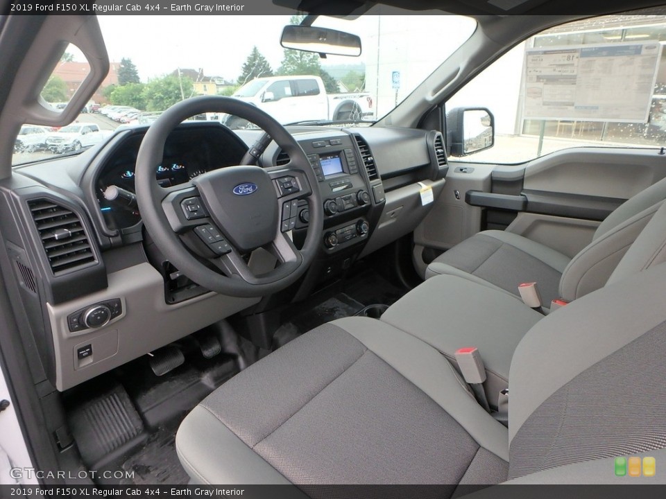 Earth Gray Interior Photo for the 2019 Ford F150 XL Regular Cab 4x4 #134627183