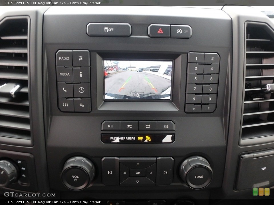 Earth Gray Interior Controls for the 2019 Ford F150 XL Regular Cab 4x4 #134627321