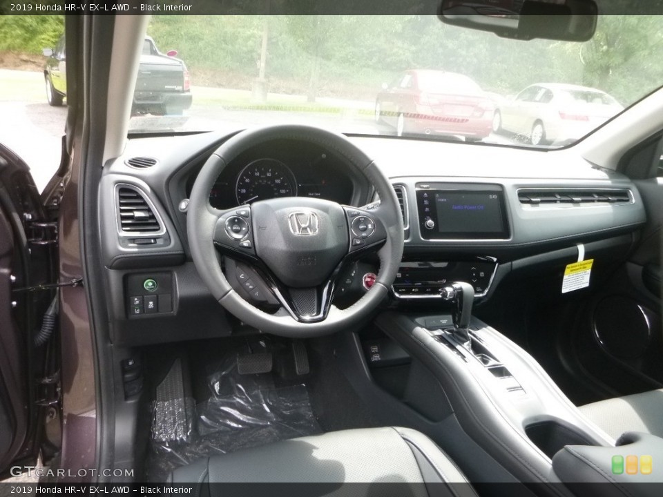 Black Interior Dashboard for the 2019 Honda HR-V EX-L AWD #134654540