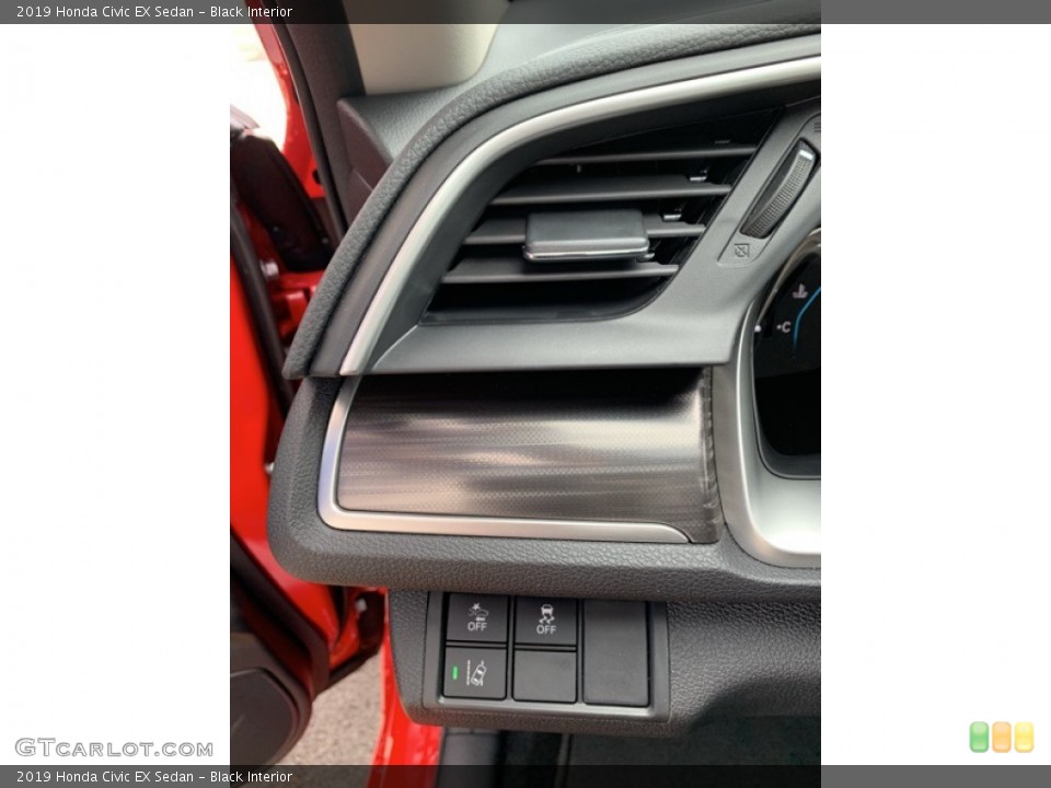Black Interior Controls for the 2019 Honda Civic EX Sedan #134655005