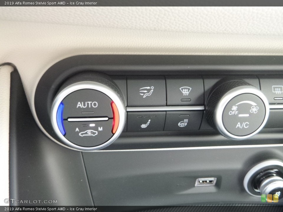 Ice Gray Interior Controls for the 2019 Alfa Romeo Stelvio Sport AWD #134662885