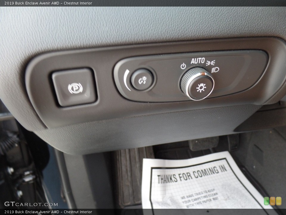 Chestnut Interior Controls for the 2019 Buick Enclave Avenir AWD #134666021