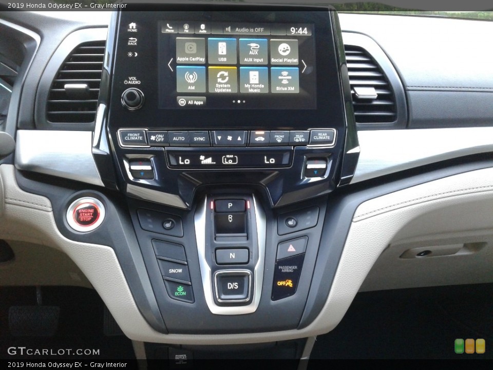 Gray Interior Controls for the 2019 Honda Odyssey EX #134674862