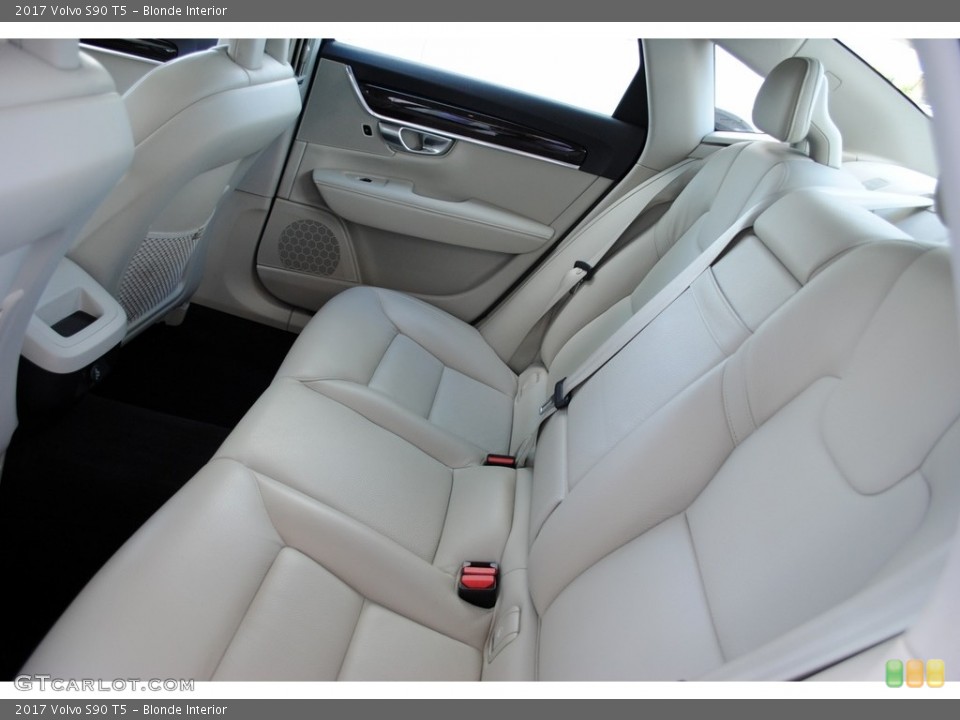 Blonde Interior Rear Seat for the 2017 Volvo S90 T5 #134678474