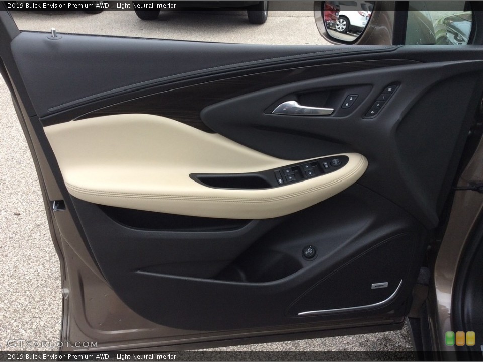 Light Neutral Interior Door Panel for the 2019 Buick Envision Premium AWD #134717632