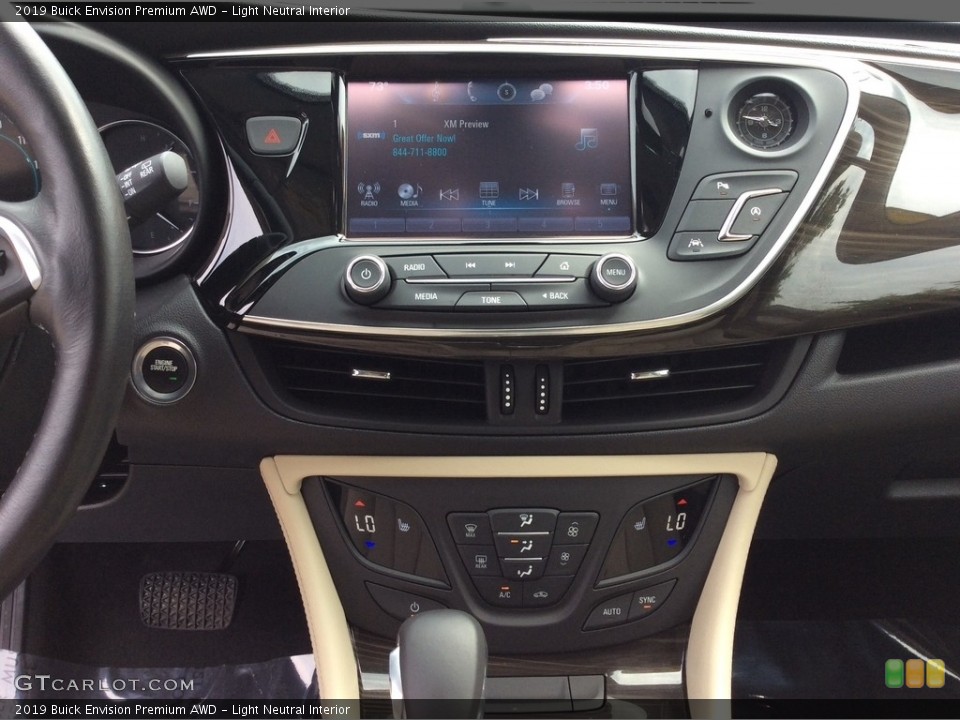 Light Neutral Interior Controls for the 2019 Buick Envision Premium AWD #134717687