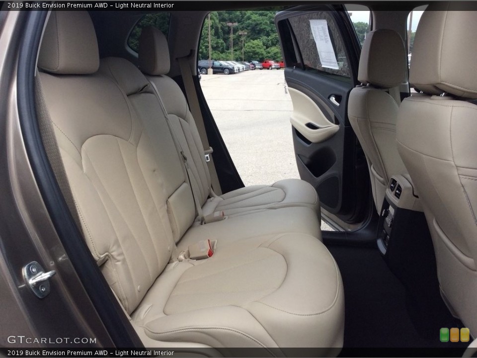 Light Neutral Interior Rear Seat for the 2019 Buick Envision Premium AWD #134717780